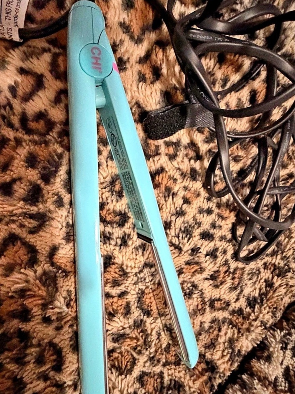 CHI Original 1" Ceramic Hairstyling Iron Blue & Black